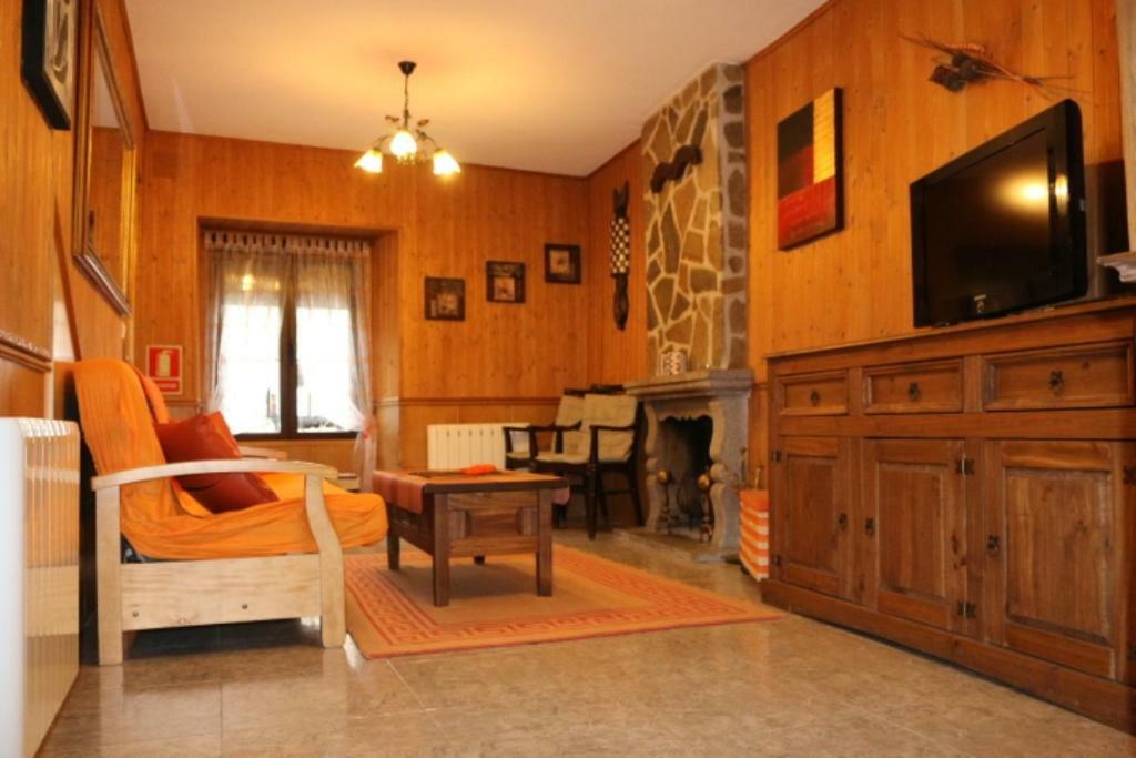 Casa Rural Los 2 Yugos 나발루엔가 외부 사진