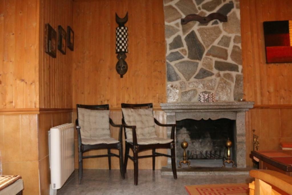 Casa Rural Los 2 Yugos 나발루엔가 외부 사진